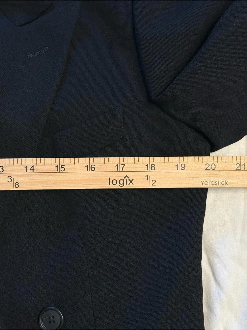 Giorgio Armani Le Collezioni Black Double-Breasted wool Blazer 40s quiet luxury